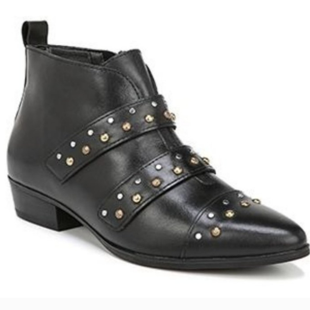 Naturalizer Blissful Studded Ankle BootieBlack Leather Almond Toe Women's 12